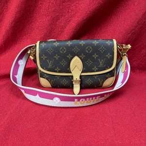Louis Vuitton Diane NM PM Monogram Shoulder Bag Brown - Fushia Interior