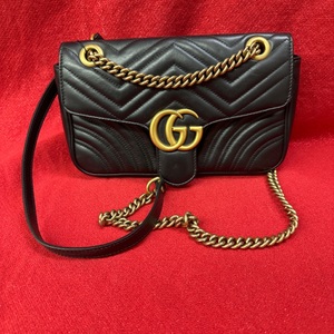 Gucci Marmont black leather quilted medium crossbody bag with gold GG