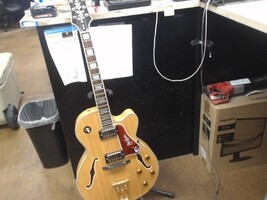 epiphone  joe pass model Guitar W Case